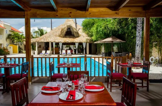 WhalaBavaro Punta Cana restaurant piscine